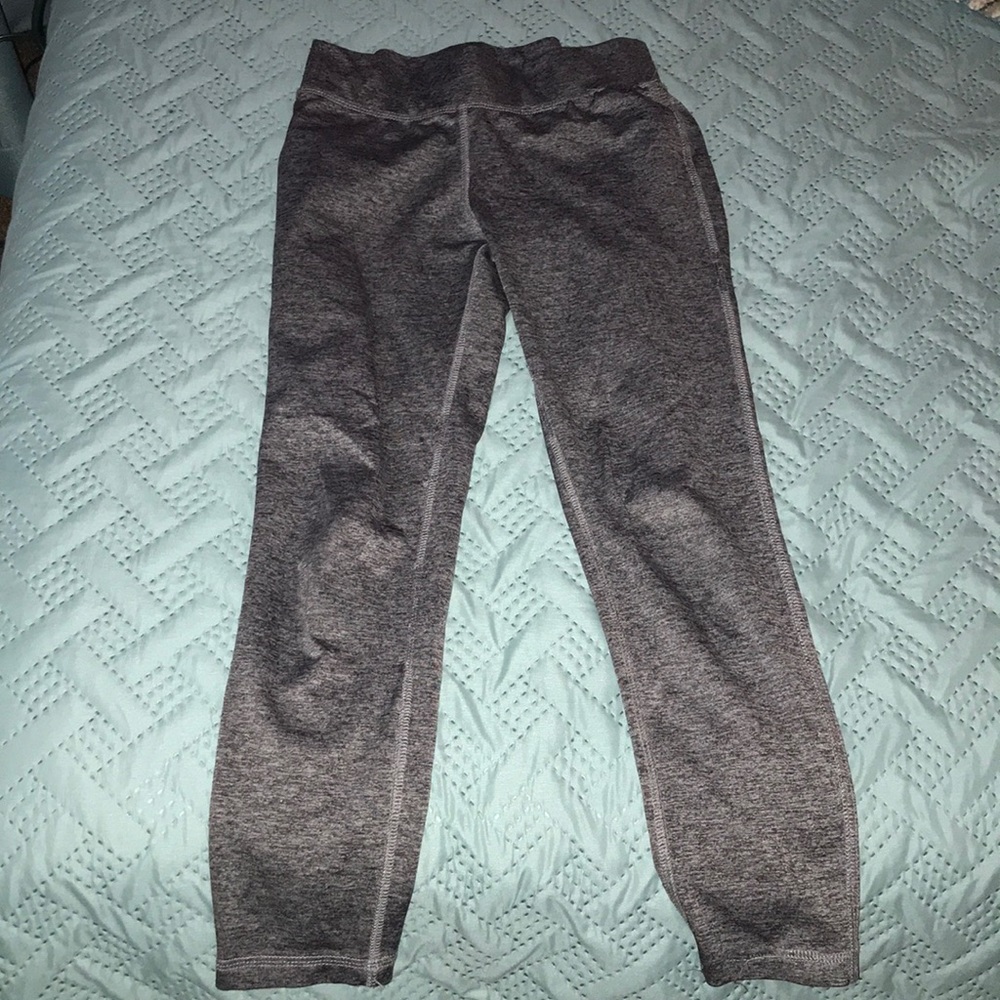 Girls athletic leggings